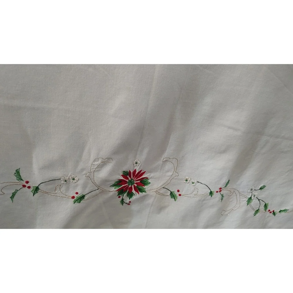 Embroidered Christmas Tablecloth Poinsettias Family Dinner Holiday 115x64 In SEE